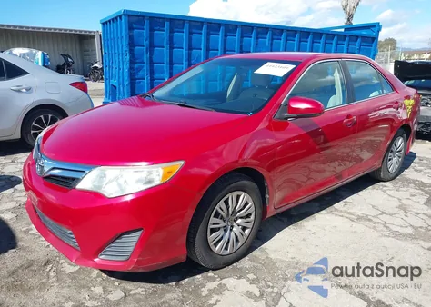 2014 Toyota Camry Le z USA, uszkodzony, nr VIN 4T4BF1FK6ER434561